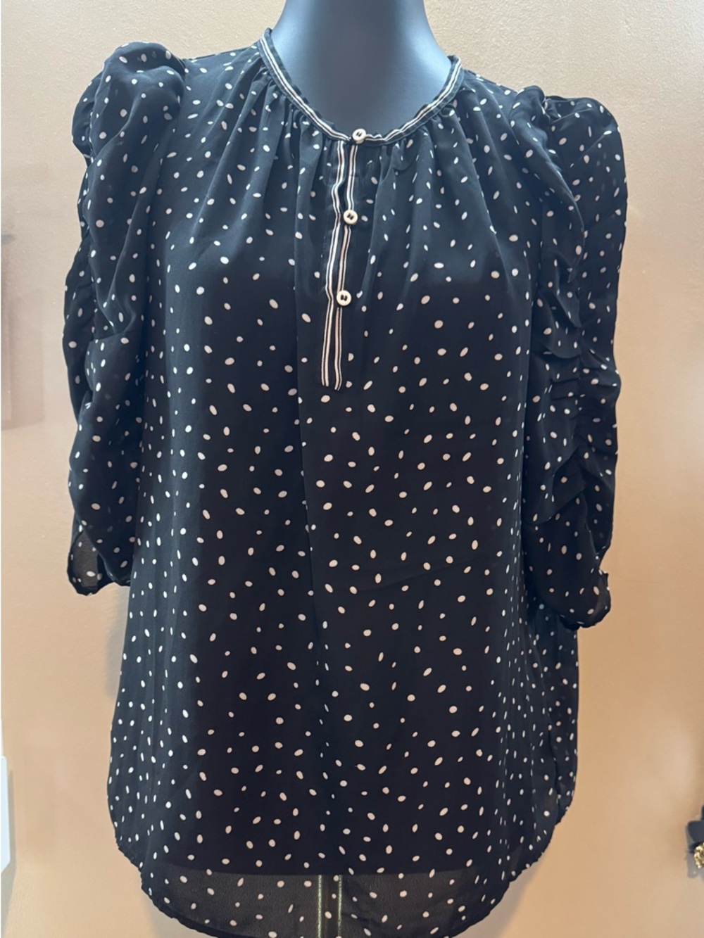 Max Studio Black and White Polka Dot Puff-Sleeve Blouse NWOT
